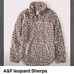 A&F Sherpa pullover